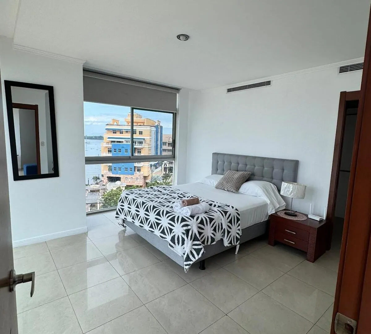 公寓 Puerto Santa Ana River View 瓜亚基尔 厄瓜多尔